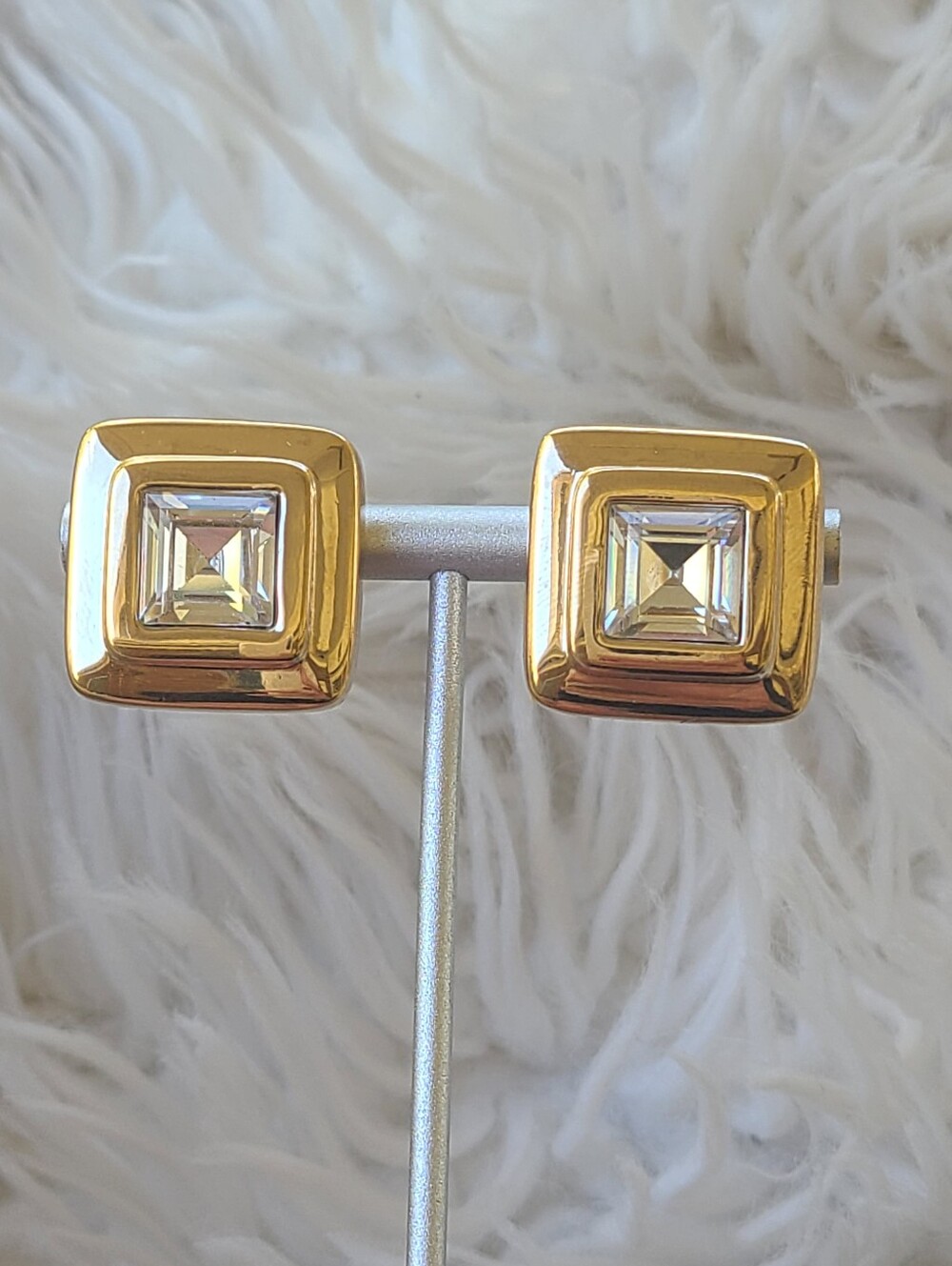 SAL By Swarovski Gold Toned Square Stud Earrings- Good Vintage Condition - Picture 1 of 8